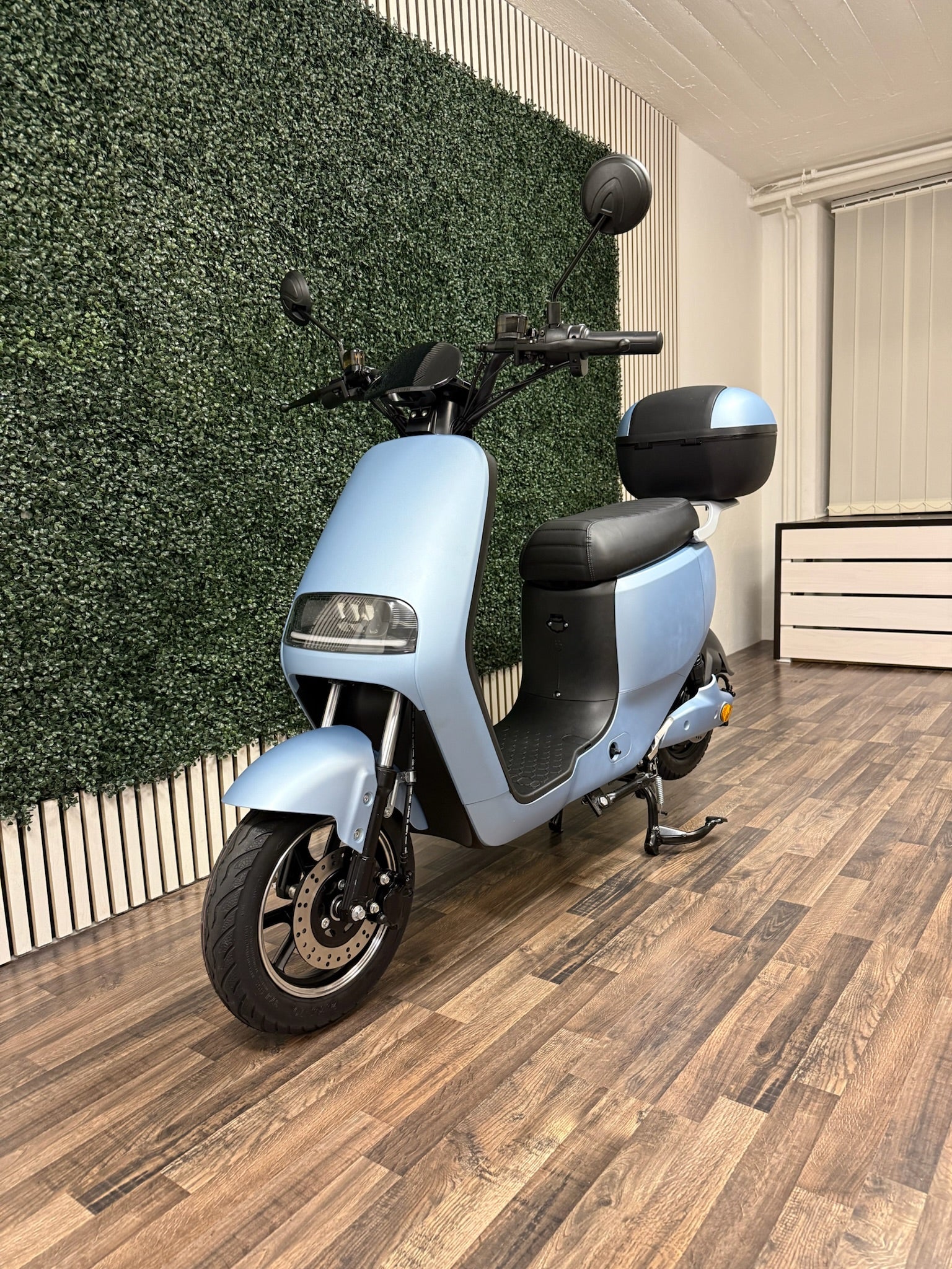 Räumungsverkauf: E-Roller radikal reduziert! - Galax E Motors